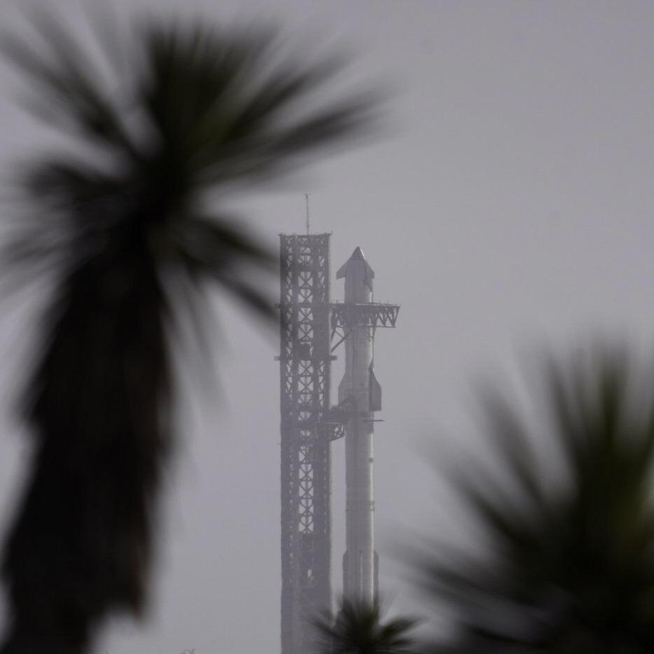 SpaceX's latest Starship test flight ends with another explosion